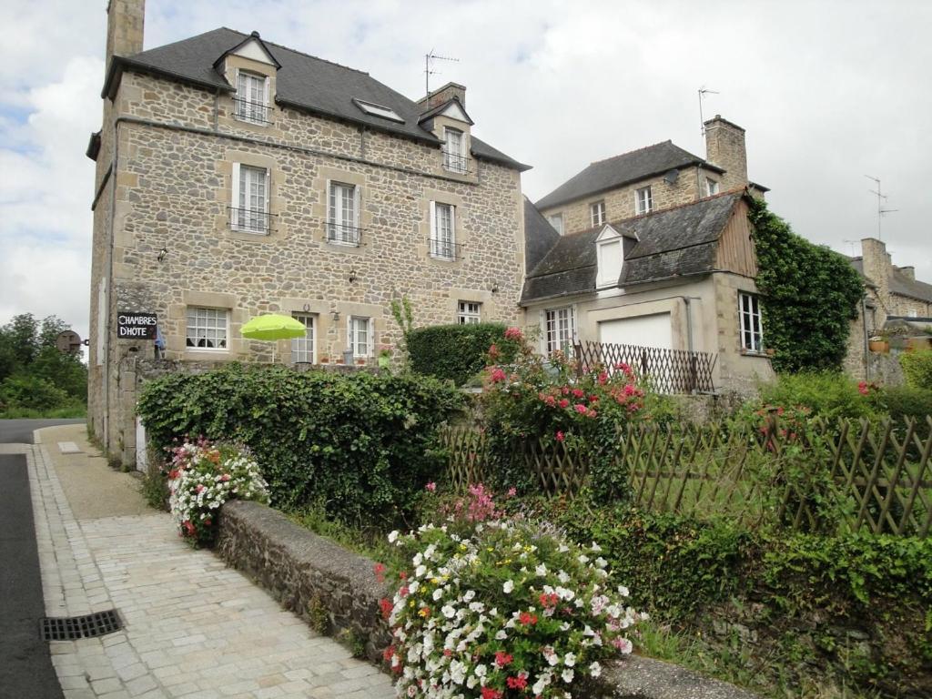 Bed and Breakfast Val D'Arguenon Jugon-les-Lacs Exterior foto