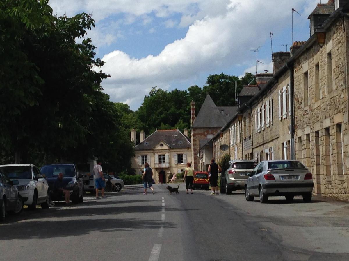 Bed and Breakfast Val D'Arguenon Jugon-les-Lacs Exterior foto