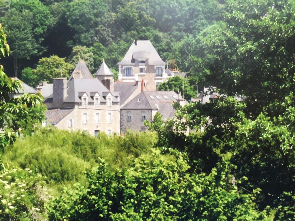 Bed and Breakfast Val D'Arguenon Jugon-les-Lacs Exterior foto